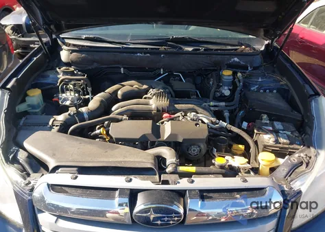 2014 Subaru Outback 2.5I Premium z USA, uszkodzony, nr VIN 4S4BRBDC7E3274960